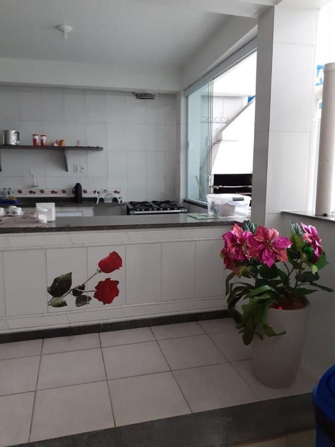 Pousada Vitoria Bed & Breakfast อูบาตูบา ภายนอก รูปภาพ