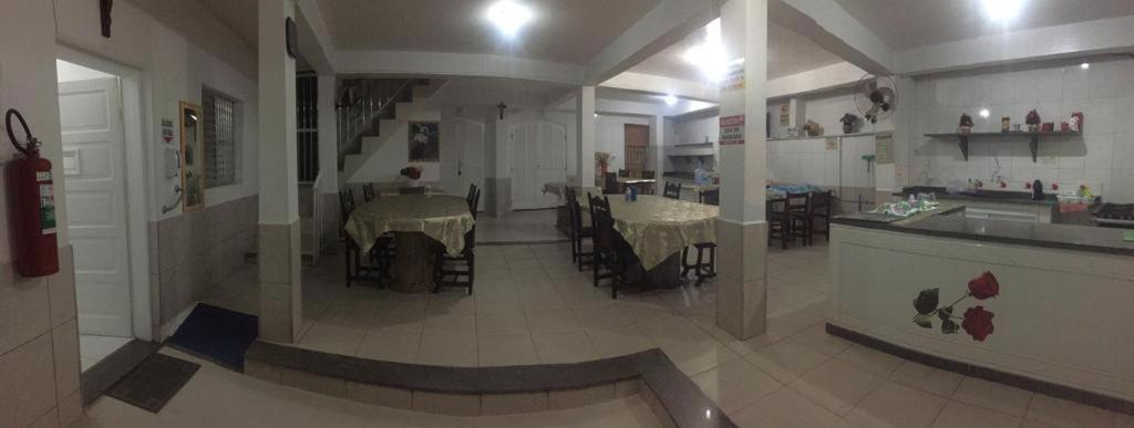 Pousada Vitoria Bed & Breakfast อูบาตูบา ภายนอก รูปภาพ